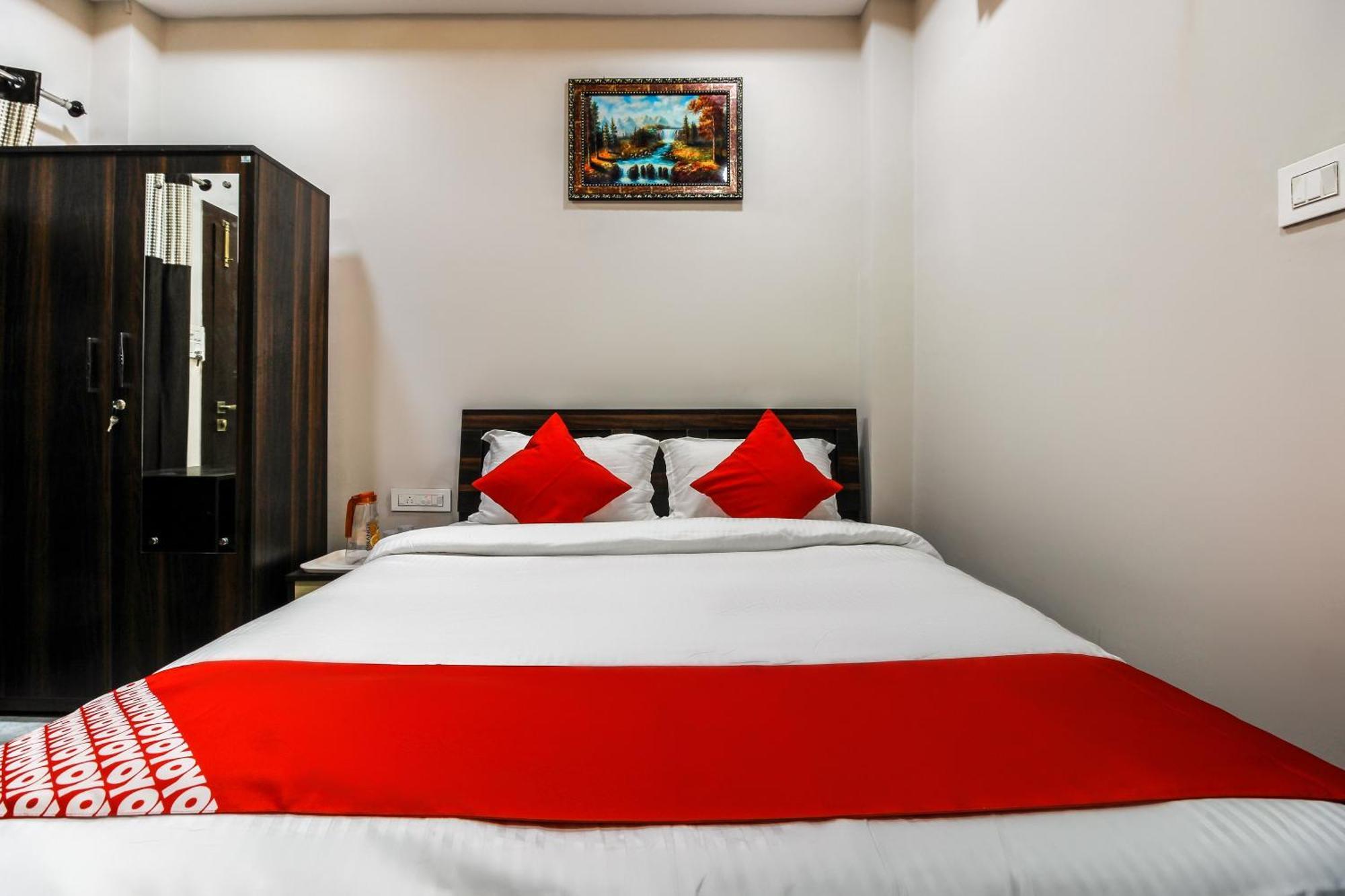Hotel O Shiva Guest House Guwahati Exterior foto